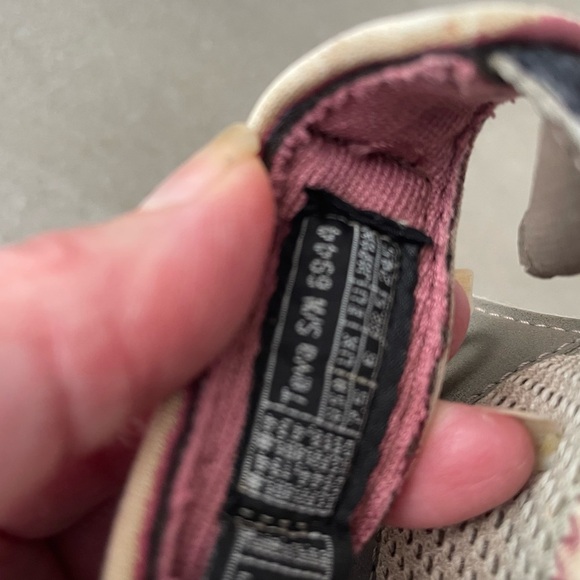 Teva Tan and Pink Athletic Sandals size 7.5 - Picture 8 of 17